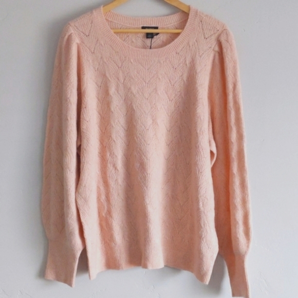 🆕🌿HALOGEN SWEATER🌿 - Picture 2 of 7